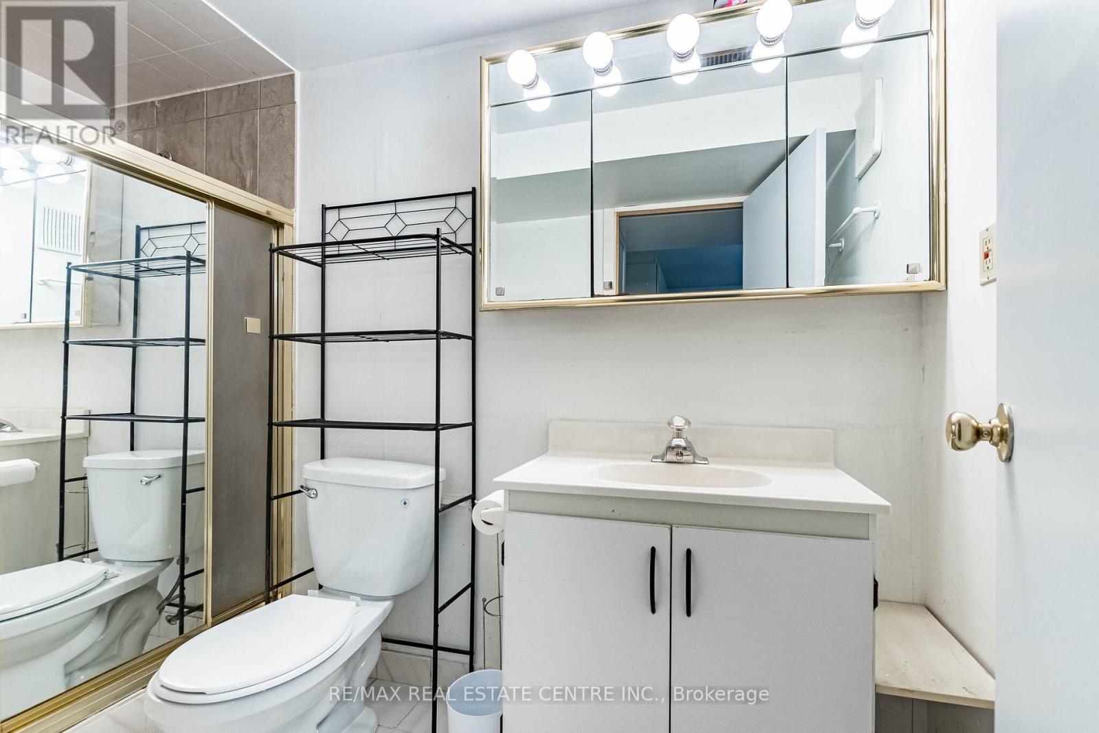 82 CANDY CRESCENT - 41