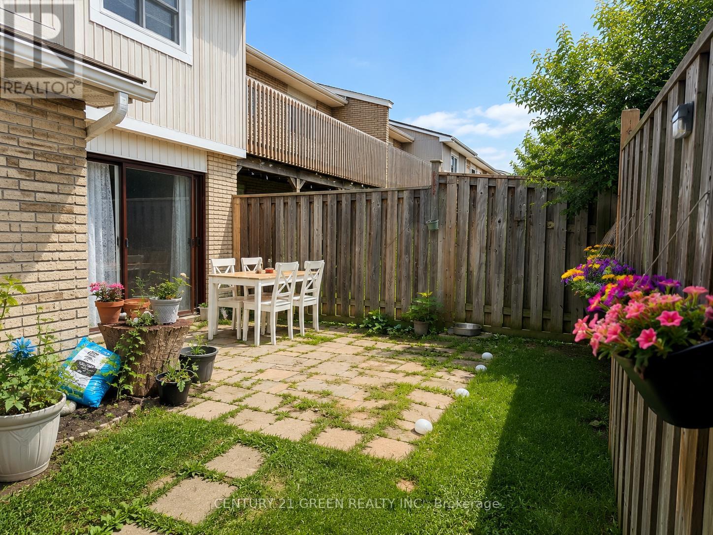 #18 6777 FORMENTERA AVENUE - 28