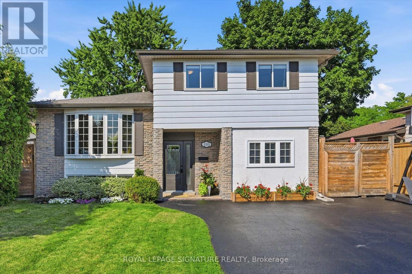 Photo of 1333 Woodvale Place