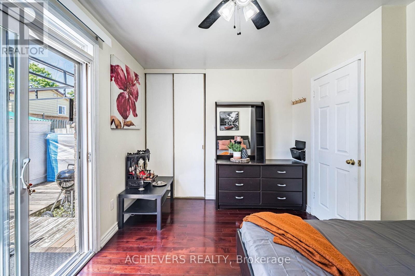 58 ARCHDEKIN DRIVE - 19