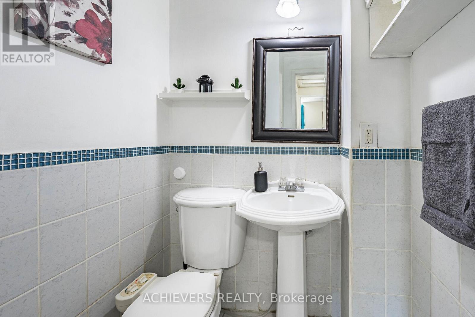 58 ARCHDEKIN DRIVE - 29