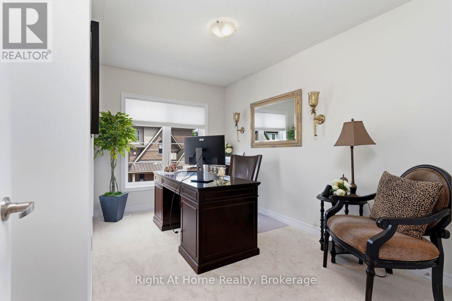 89 ELKINGTON CRESCENT - 32