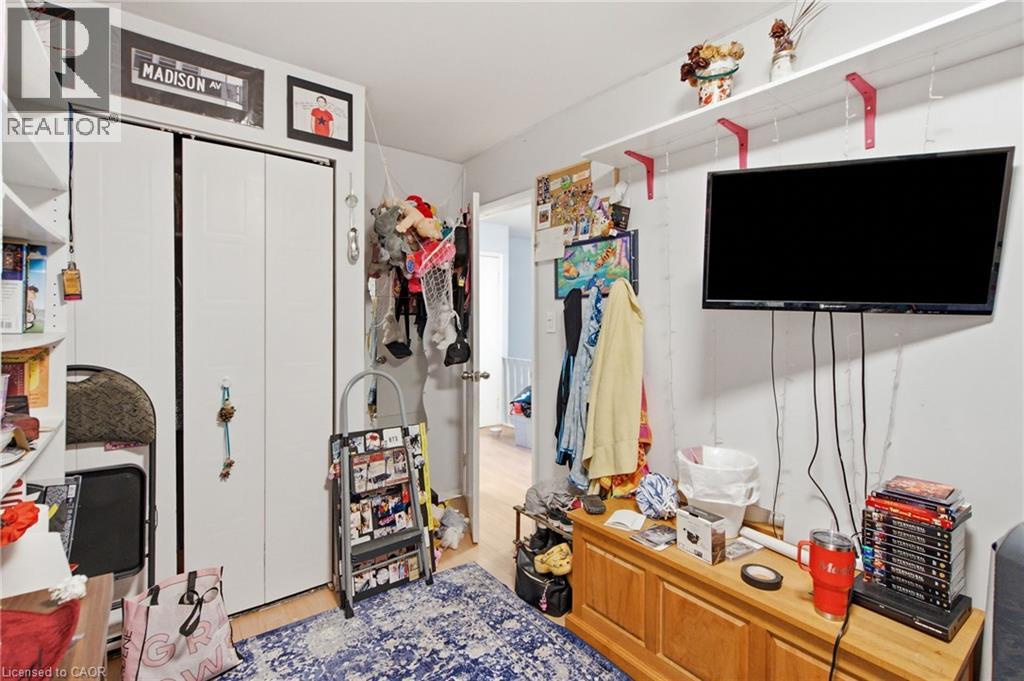 #94 20 GLENVALE Drive - 21