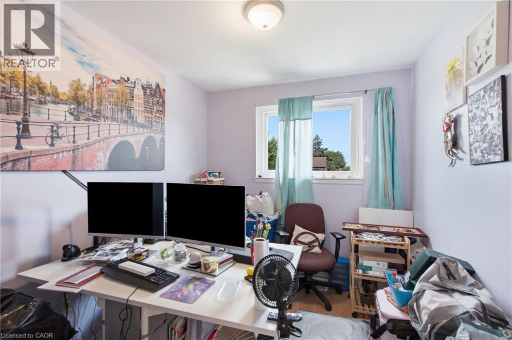 #94 20 GLENVALE Drive - 23