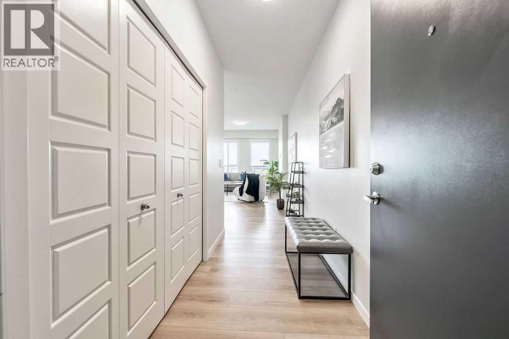 2205, 550 Belmont Street SW, Belmont, Calgary photo 2