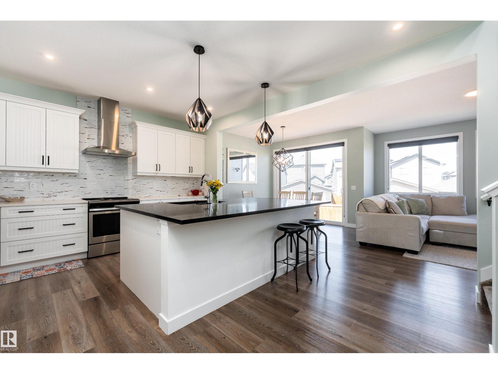 1450 DARBY GREEN SW - 1