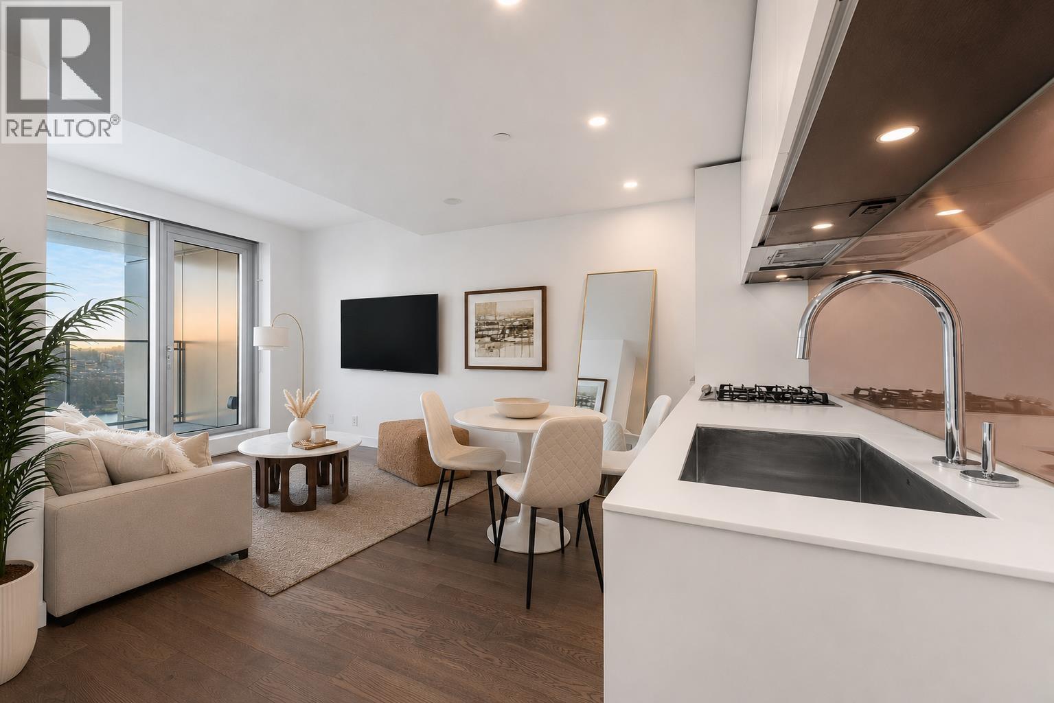 3209 1480 HOWE STREET, Vancouver — photo 2
