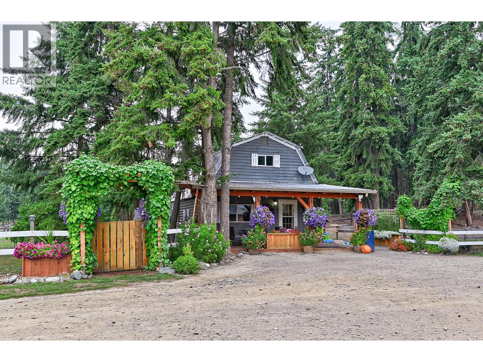 1153 VISTA POINT Road, Barriere — photo 2