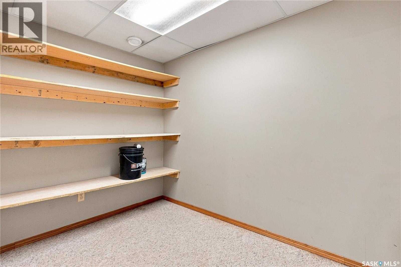 1227 Pascoe DRIVE E - Image 36