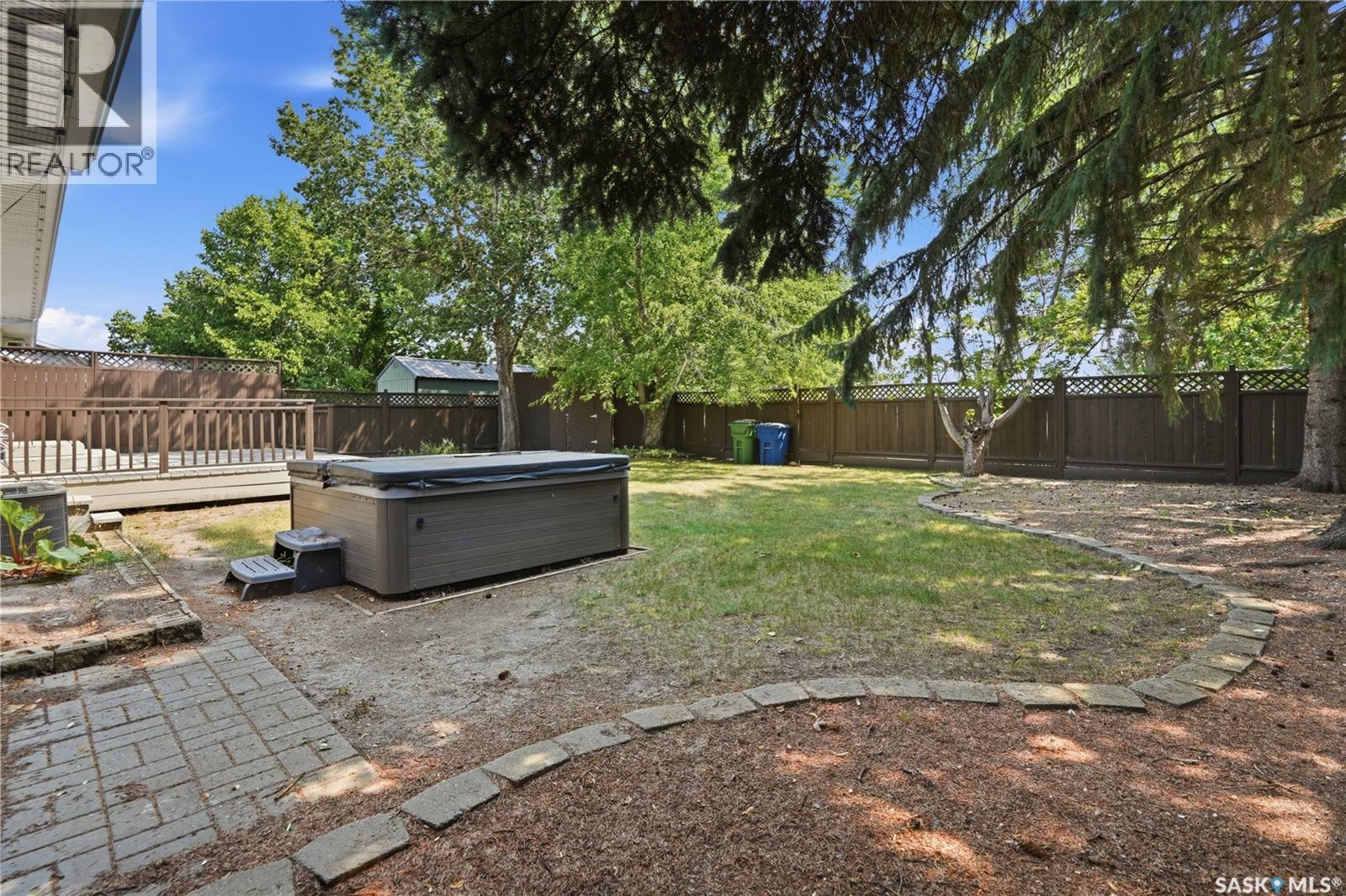 1227 Pascoe DRIVE E - 41