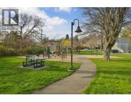 201 1301 Hillside Ave, Victoria, BC V8T2B3 Photo 23
