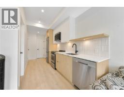 201 1301 Hillside Ave, Victoria, BC V8T2B3 Photo 6