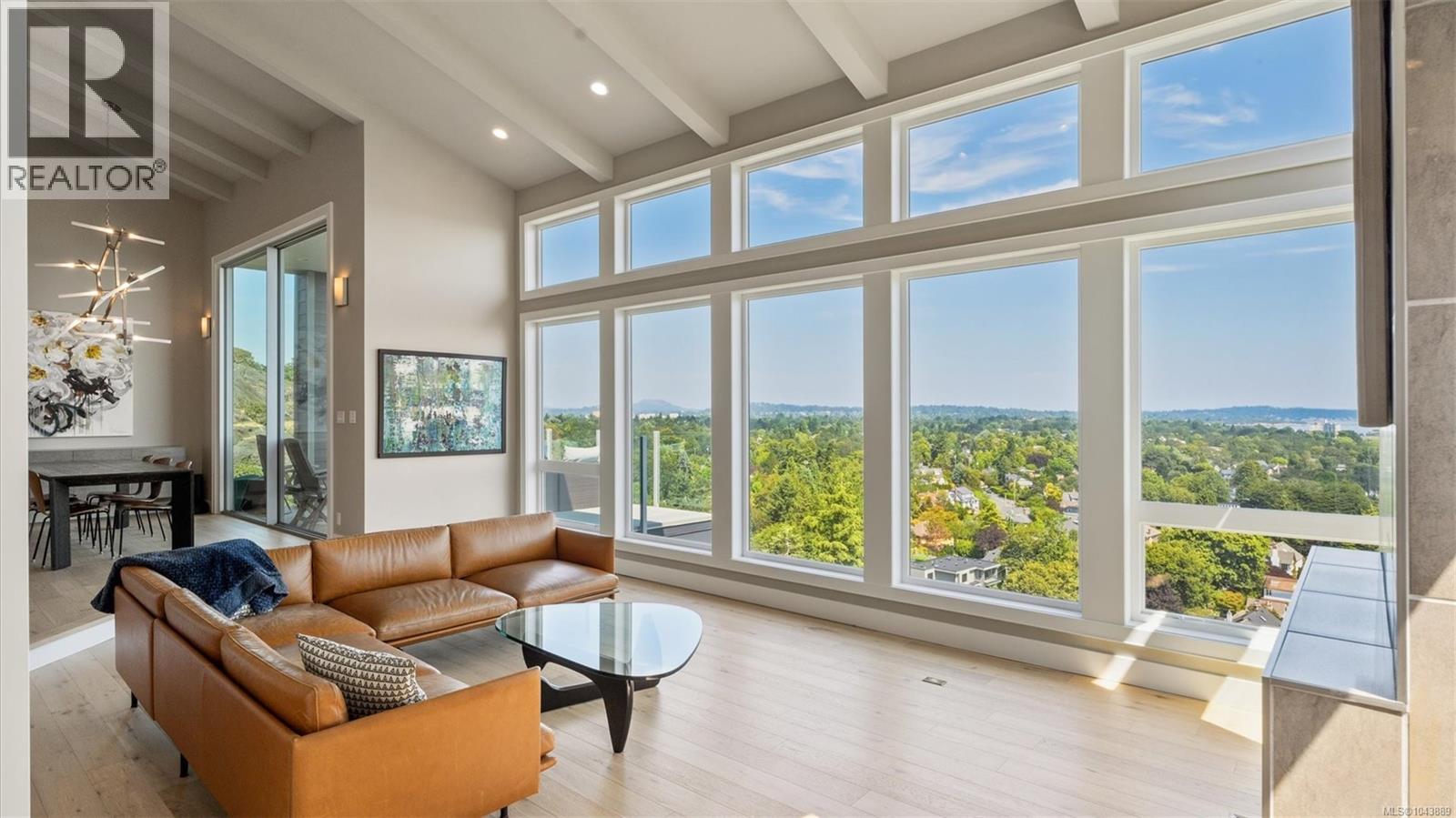  141 Denison Road, Oak Bay