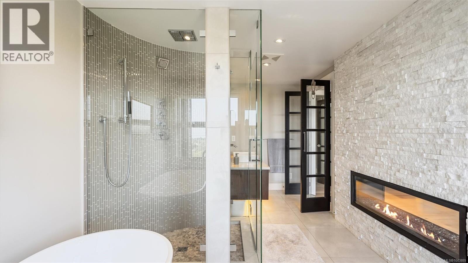 141 Denison Rd - 32
