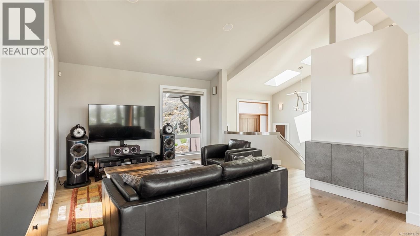 141 Denison Rd - 36