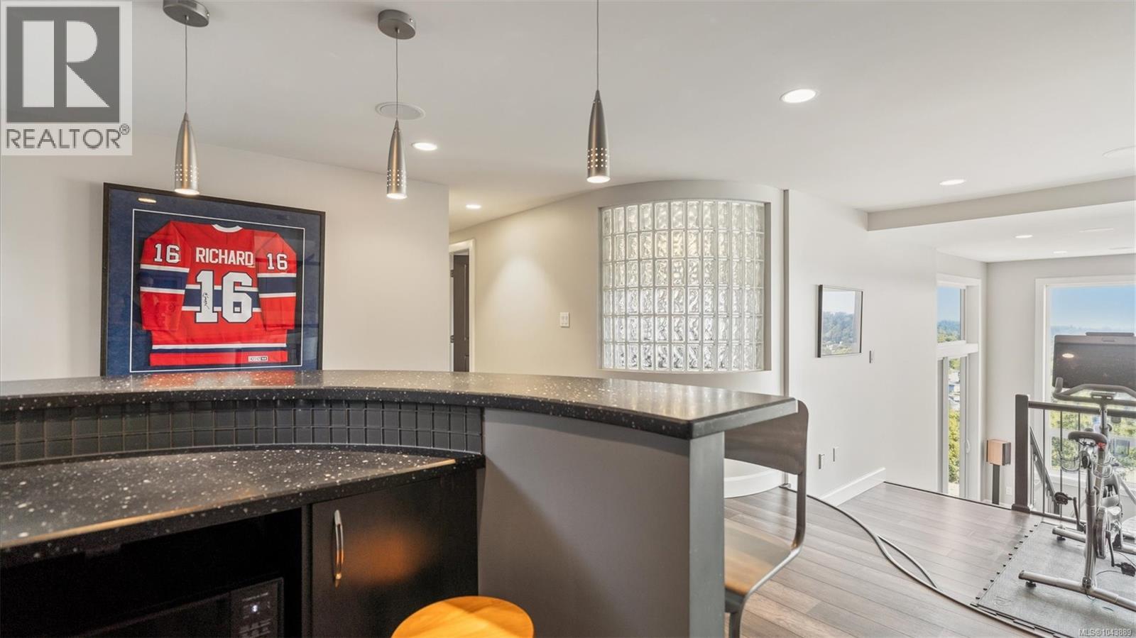  141 Denison Road, Oak Bay