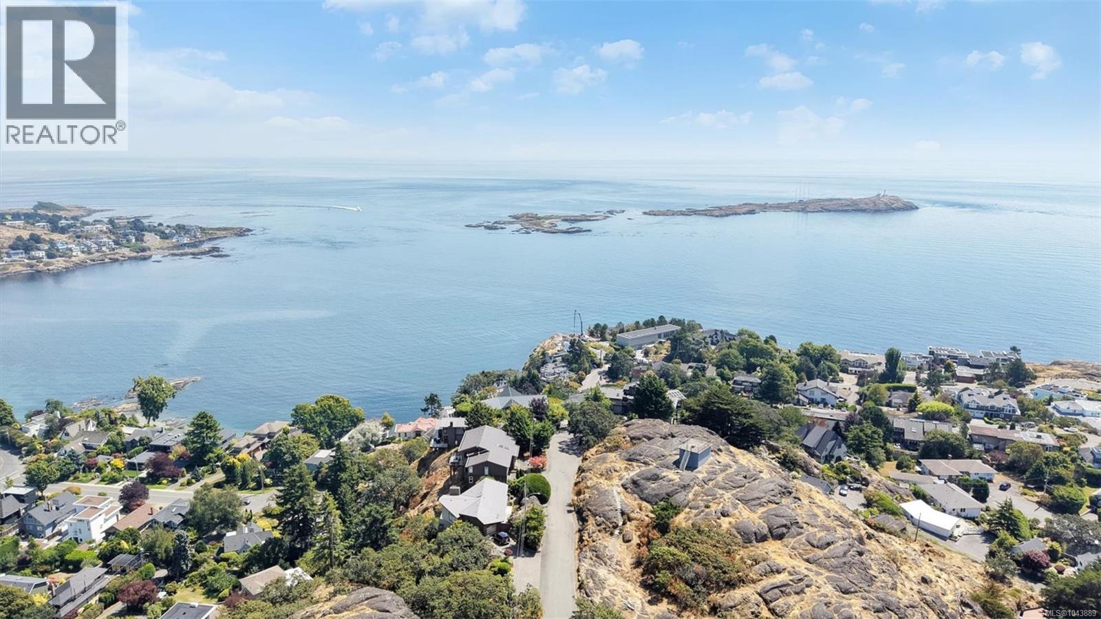  141 Denison Road, Oak Bay