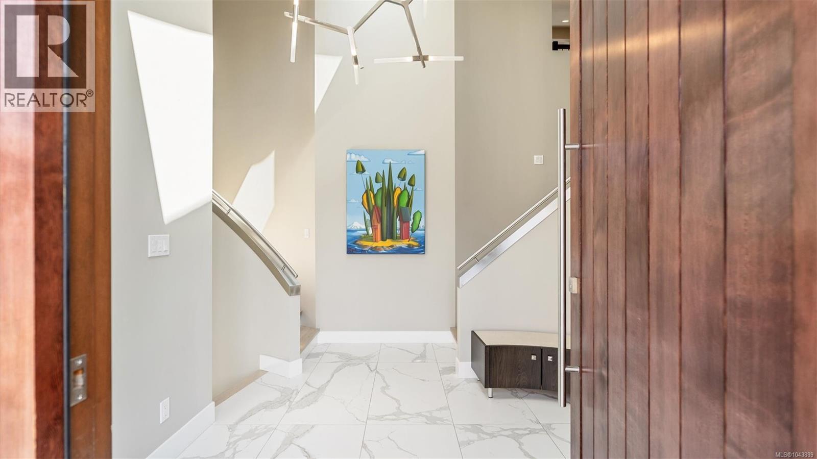  141 Denison Road, Oak Bay