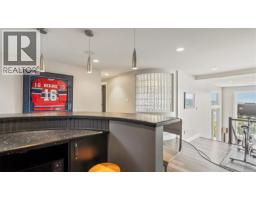 141 Denison Rd, Oak Bay, BC V8S4K2 Photo 44