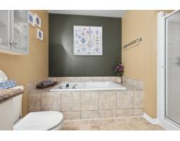 199 Rue Jules-verne, Gatineau, QC J8R4C5 Photo 29