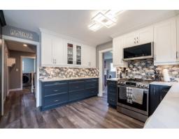 19950 48a Avenue, Langley, BC V3A6Z7 Photo 11