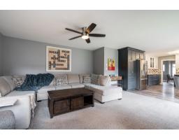 19950 48a Avenue, Langley, BC V3A6Z7 Photo 14