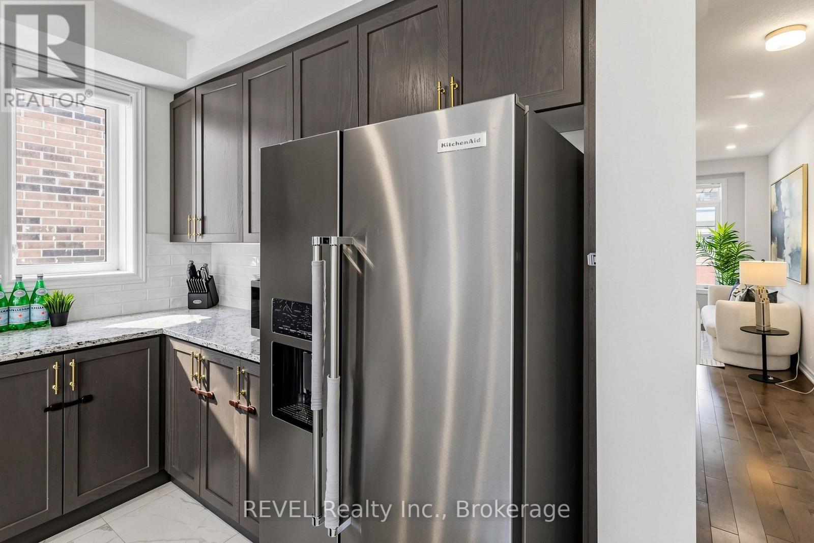 993 LOCKIE DRIVE - 16