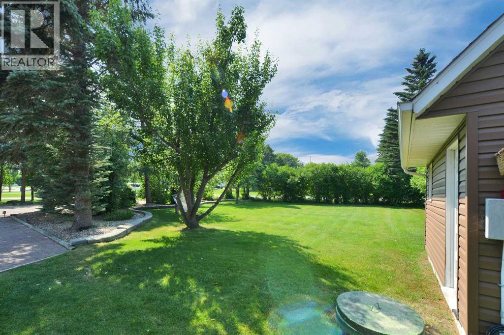 9 Rustic Road - 44