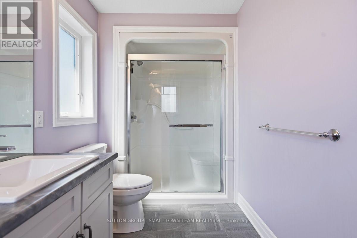 122 GILMOUR DRIVE - Image 29