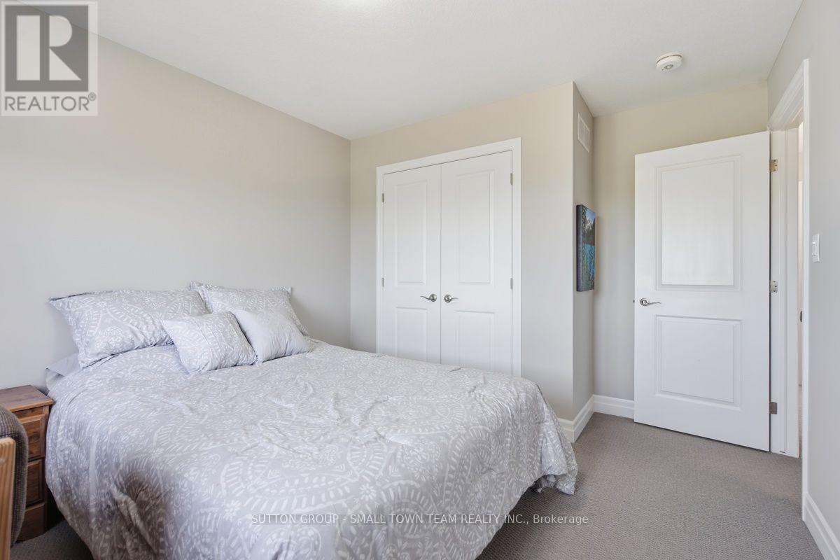 122 GILMOUR DRIVE - Image 31