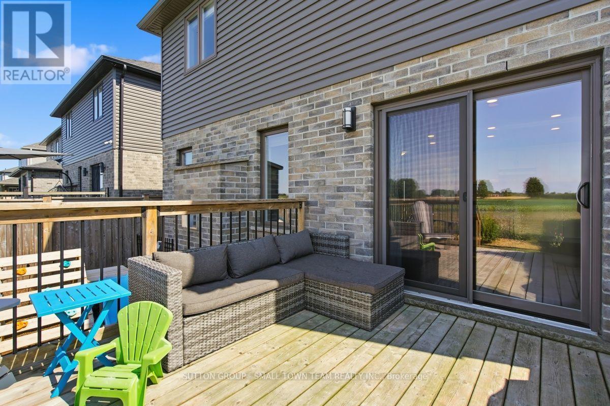 122 GILMOUR DRIVE - Image 38