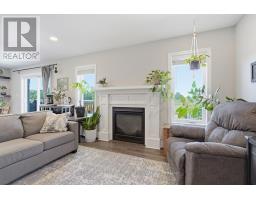 Bedroom - 122 Gilmour Drive, Lucan Biddulph, ON N0M2J0 Photo 12
