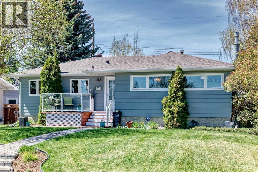 29 Chisholm Crescent NW