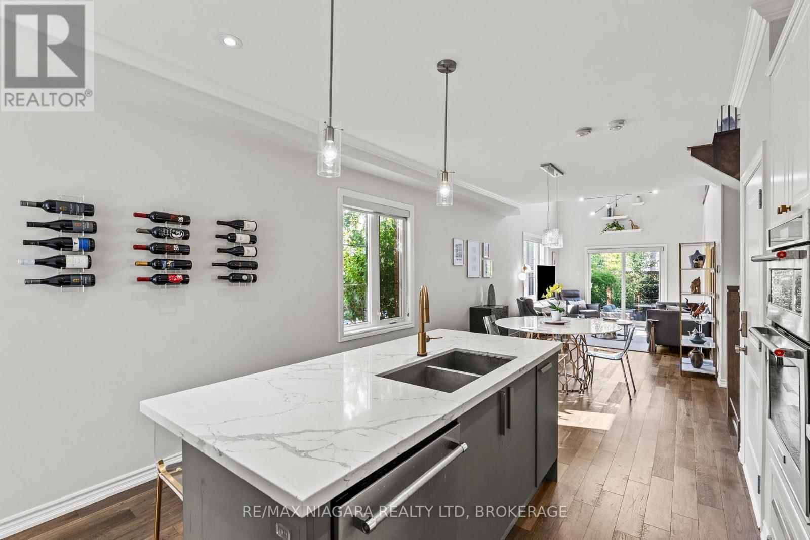 130 JOHN STREET W - Image 7