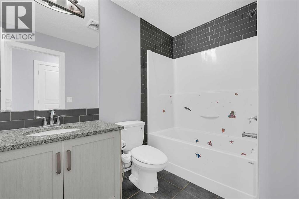 95 Redstone Park NE - Image 28