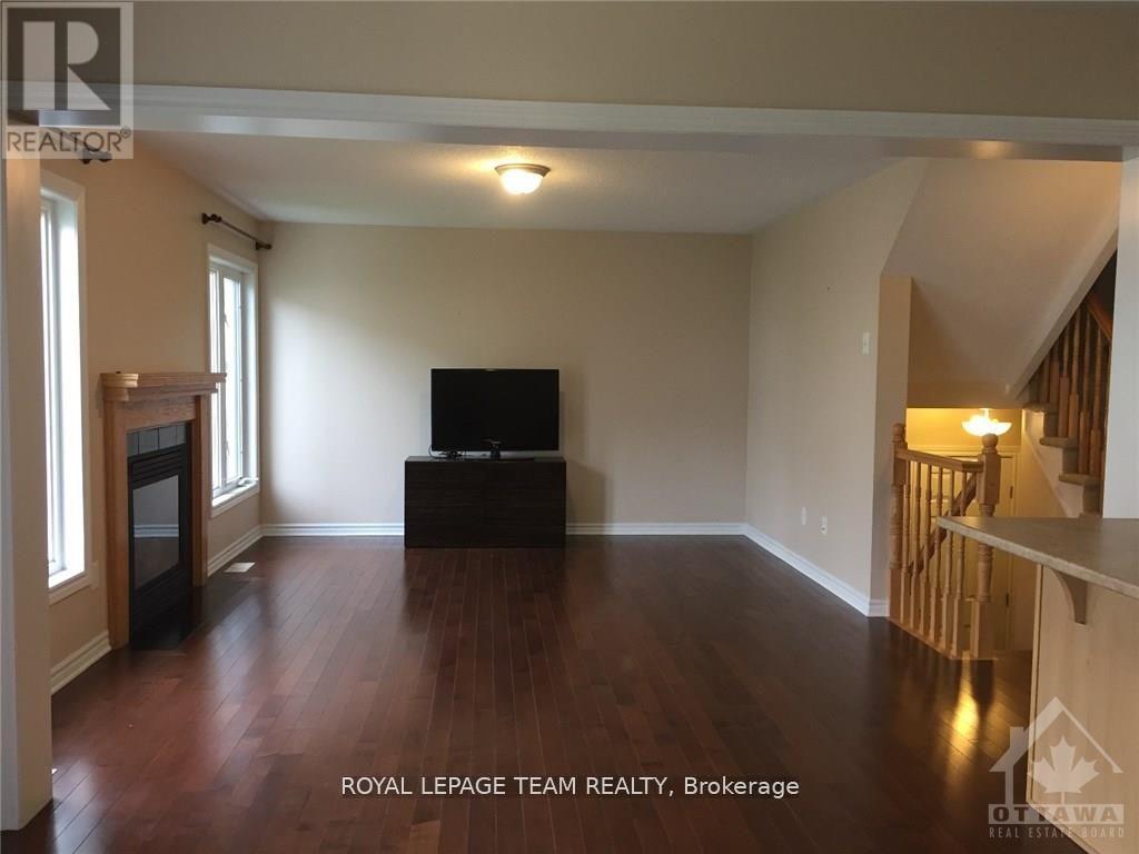 3 Bed, 3 Bath House for Rent in Ottawa – 2316 RIVER MIST ROAD, Ottawa – MLS# X13651958 - Image 7