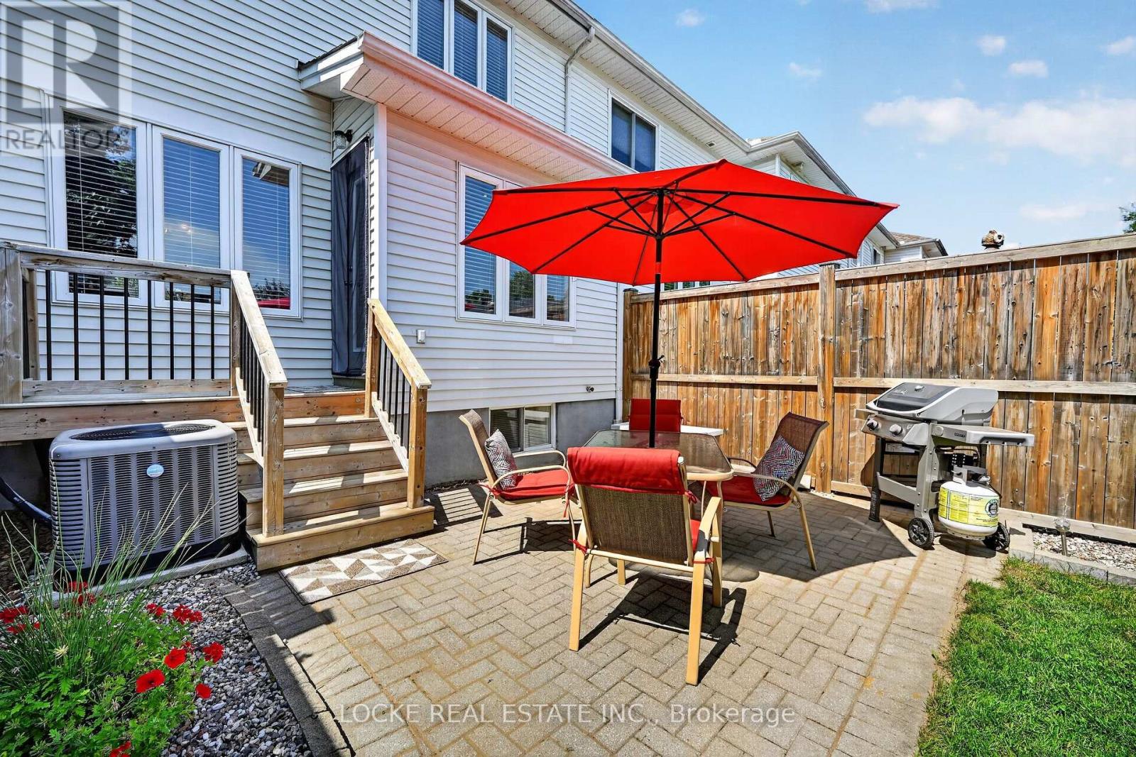 3 Bed, 3 Bath House for Sale in Ottawa – 431 LAWLER CRESCENT, Ottawa – MLS# X13652018 - Image 41