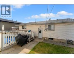 112 Penmeadows Close Se, Calgary, AB T2A3S2 Photo 32