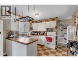 Kitchen - 112 Penmeadows Close Se, Calgary, AB T2A3S2 Photo 7