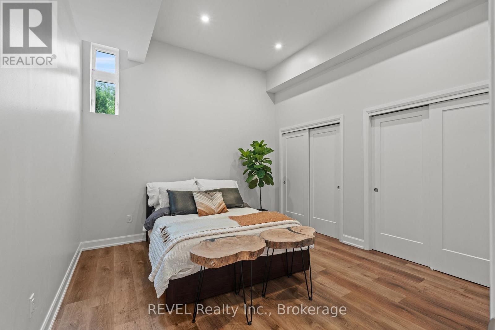 #3 405 MERRITT STREET - Image 25