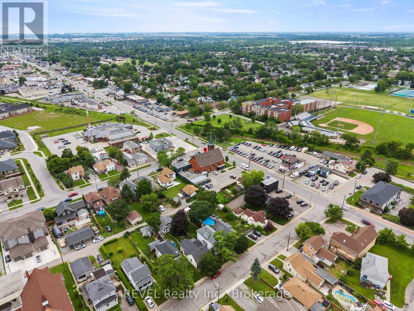 #3 405 MERRITT STREET - Image 37
