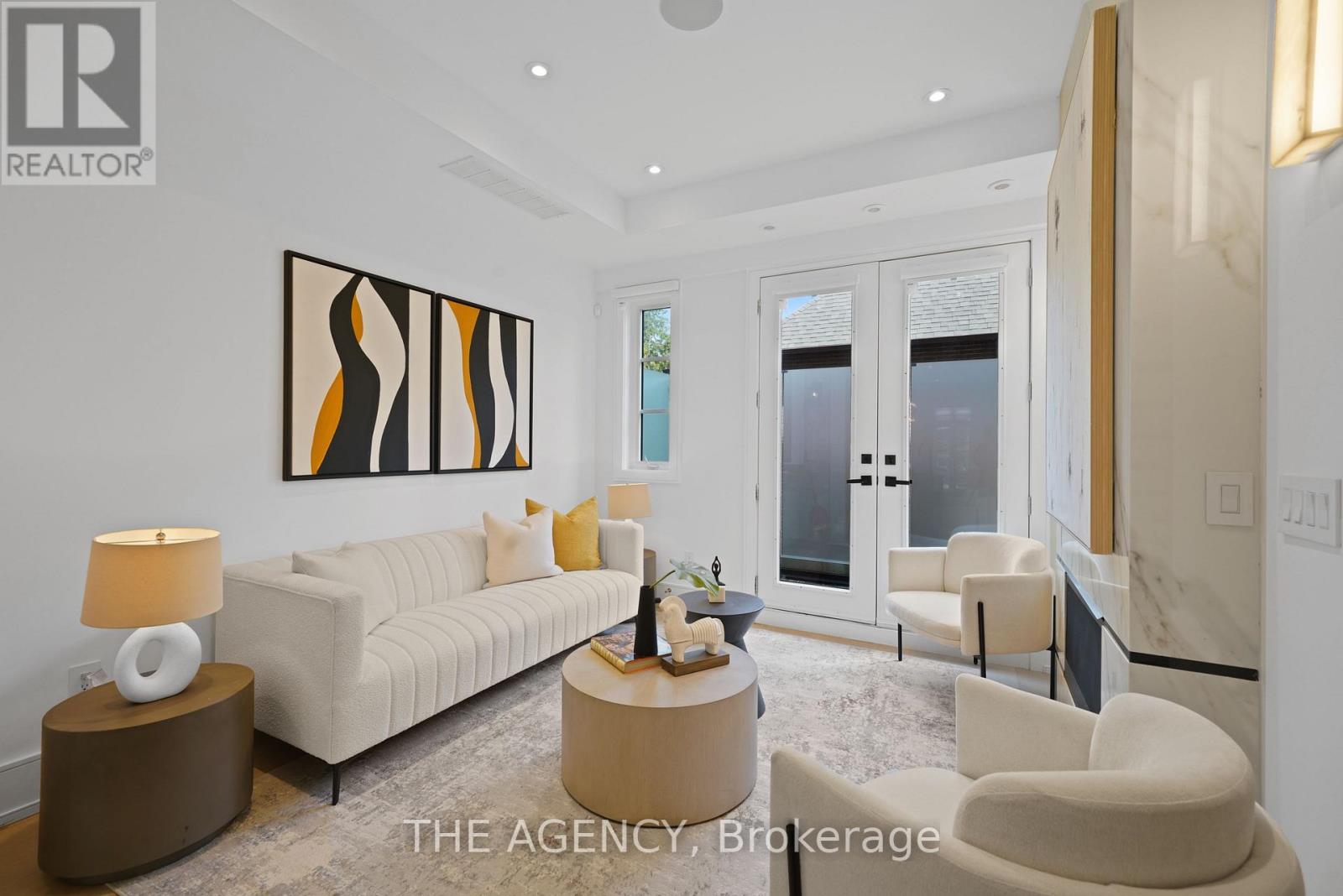 30 HILLHURST BOULEVARD - 8