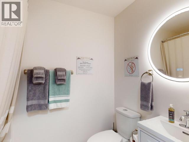 3465 OAK STREET - 11
