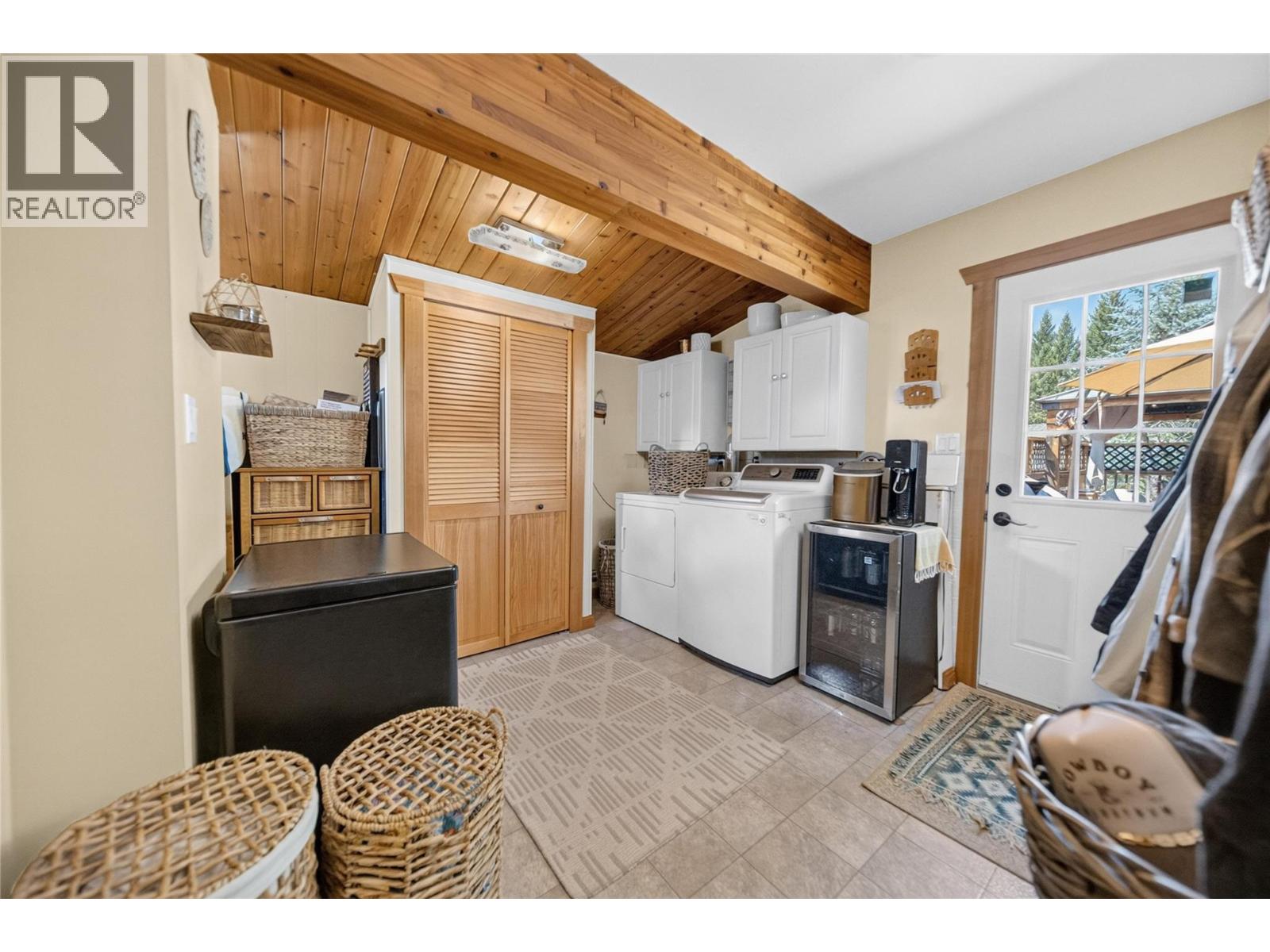 6740 Rosen Lake Road - 22