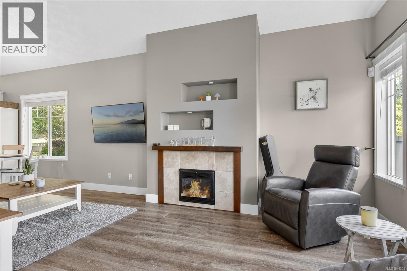 #413 930 Braidwood Rd - 4