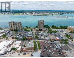 196 Christina Street North, Sarnia, ON N7T5V3 Photo 19