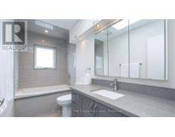 Kitchen - 130 Grandview Avenue, Markham, ON L3T1H6 Photo 10