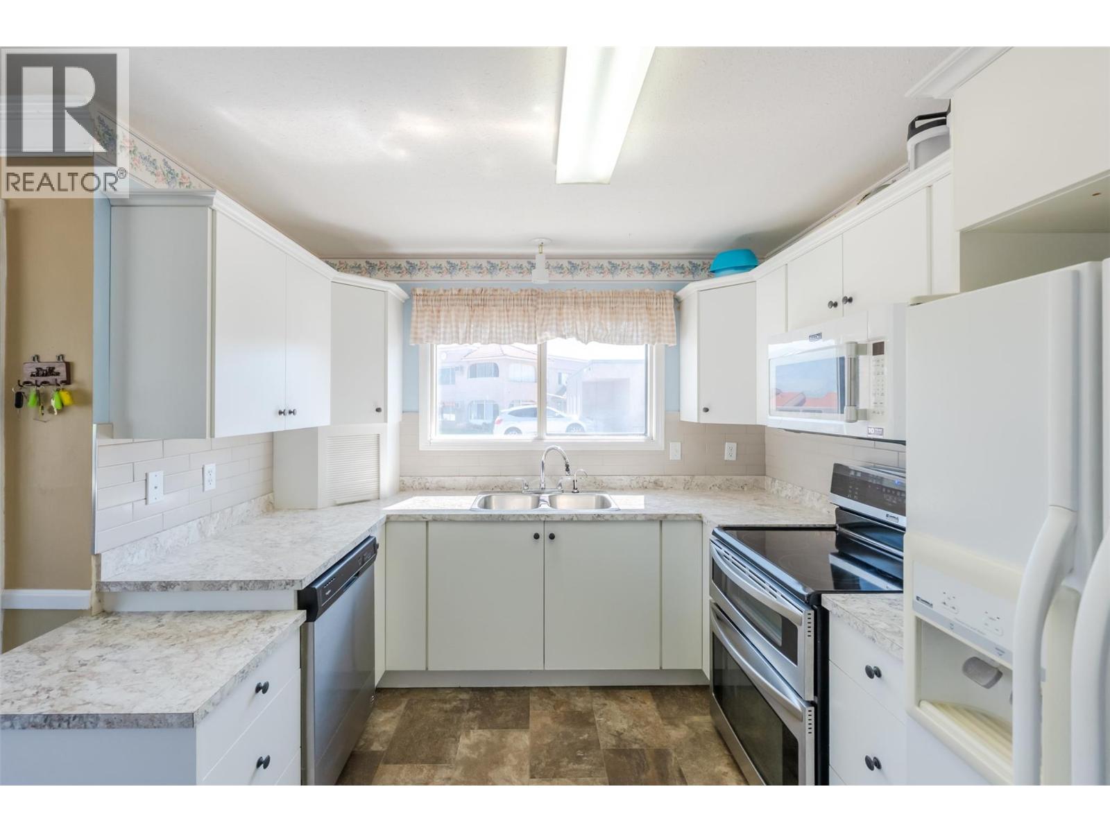 8006 VEDETTE Drive Unit# 104B, Osoyoos