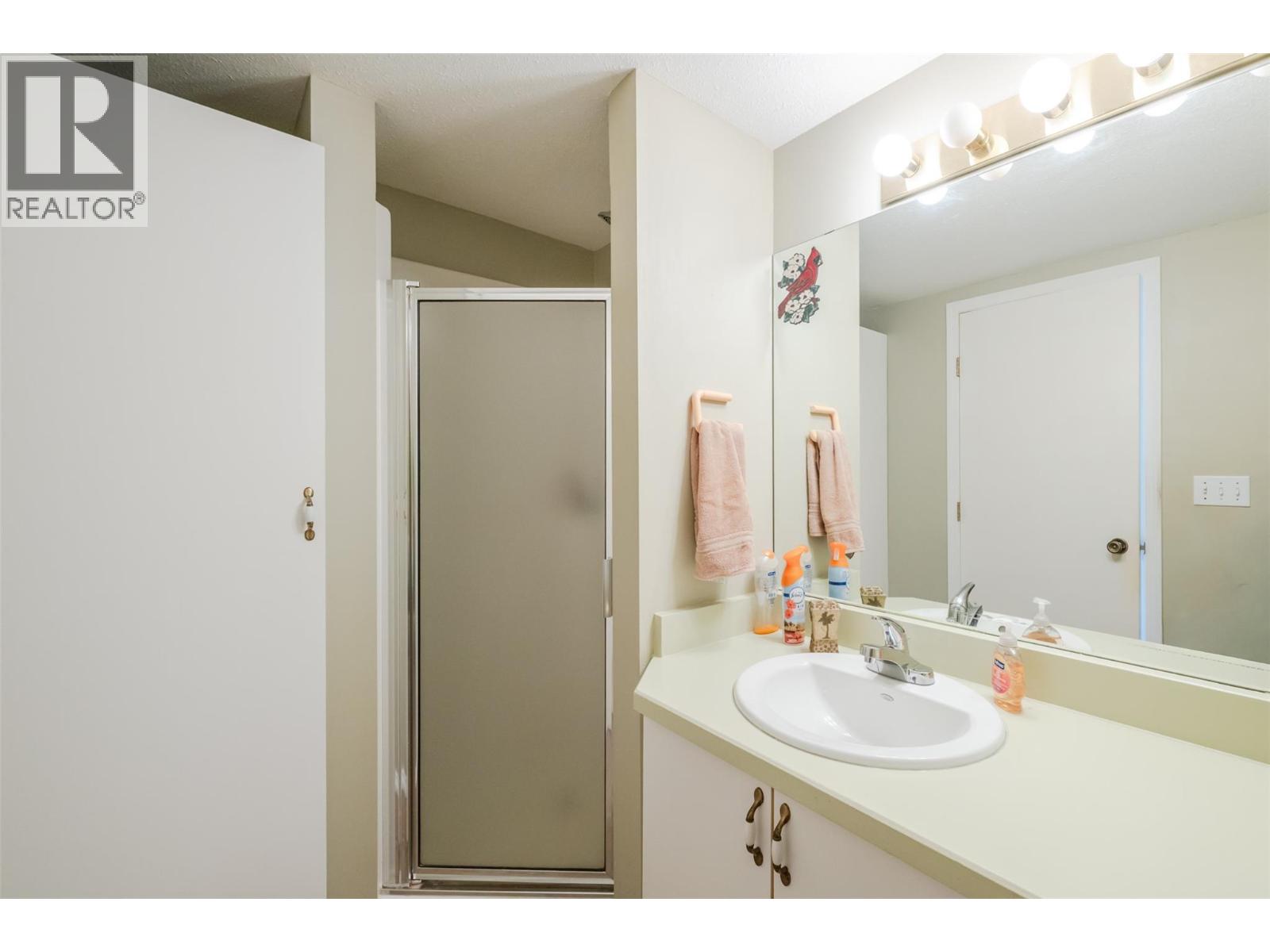 8006 VEDETTE Drive Unit# 104B, Osoyoos