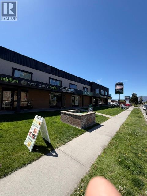 3-E 2009 Enterprise Way, Kelowna